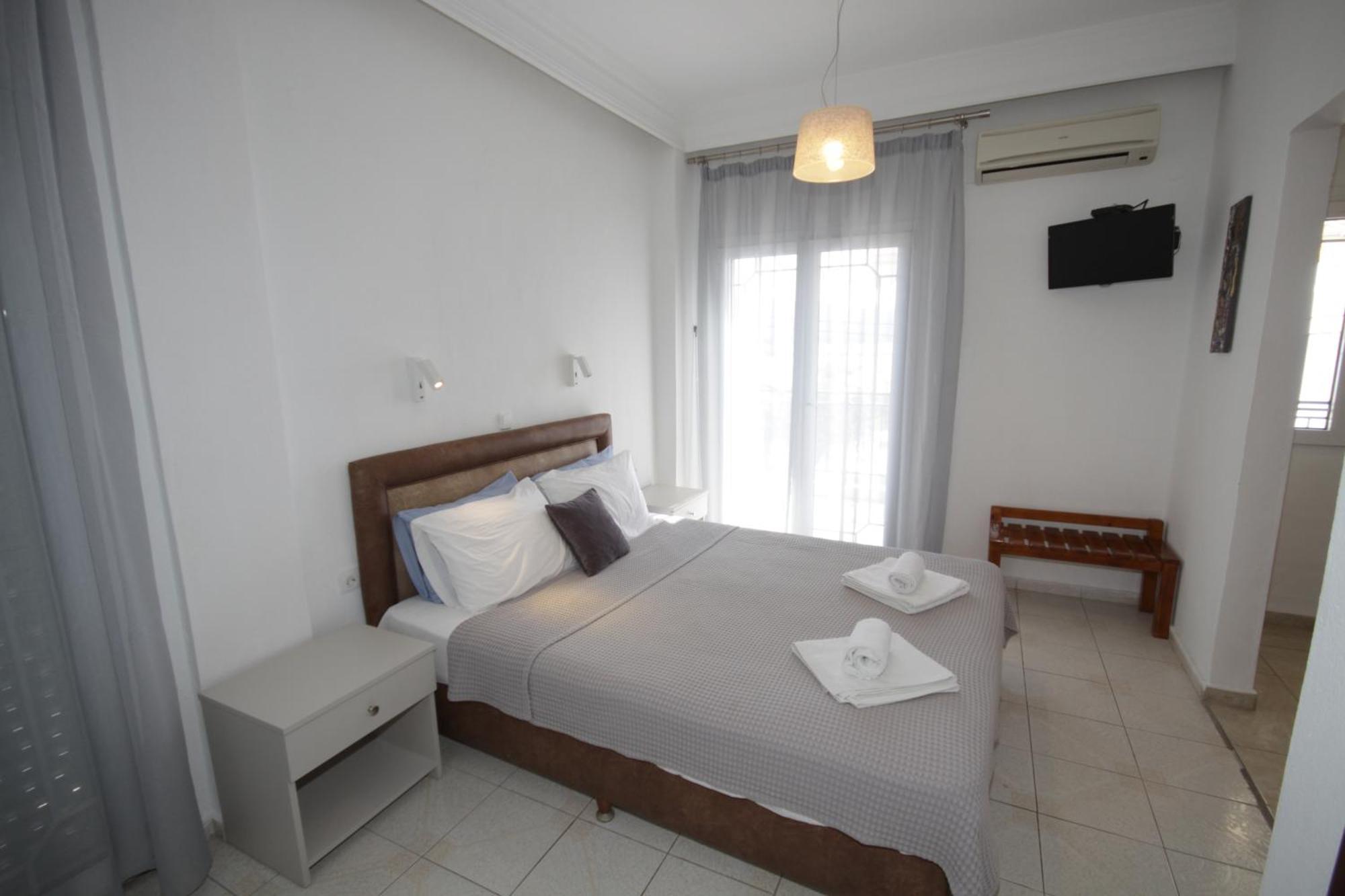 Portodream Studios & Apartments เนโอสมาร์มาราส ภายนอก รูปภาพ